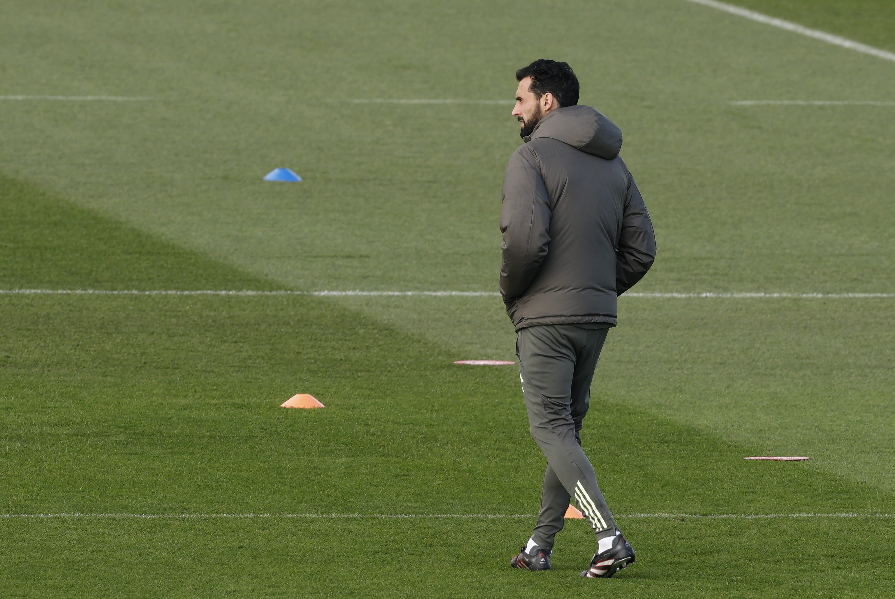 Arbeloa, durante el entrenamiento de este viernes en Valdebebas.