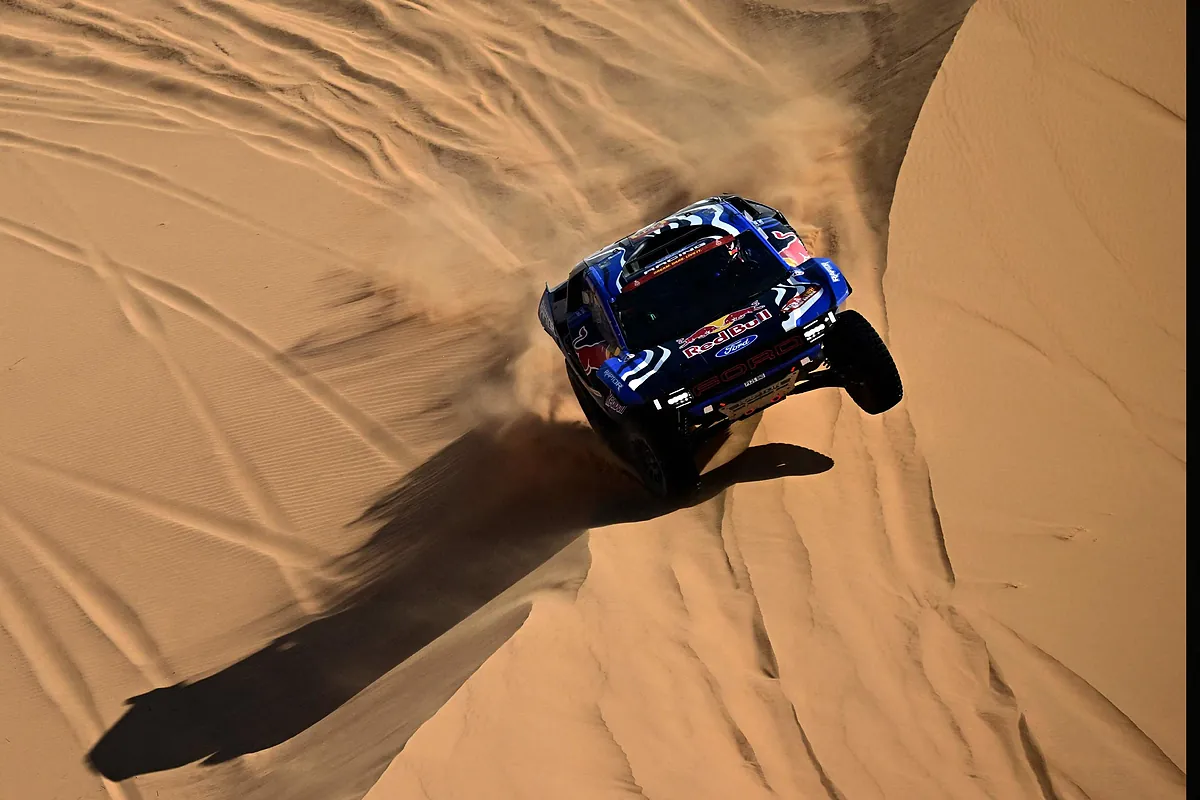 Sainz dice adiós al Dakar y Roma se aleja de Al Attiyah, que se acerca a su sexta corona