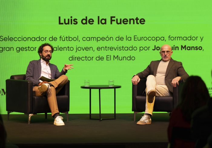 De los 21 años de la futbolista Silvia Lloris a los 87 del alpinista Carlos Soria: "Lo importante no es llegar a la cumbre, es volver a casa"