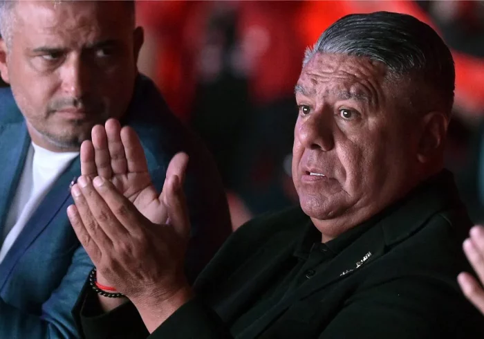 Los clubes del fútbol argentino convocan a una huelga en protesta por la investigación por evasión fiscal contra el presidente de la federación nacional