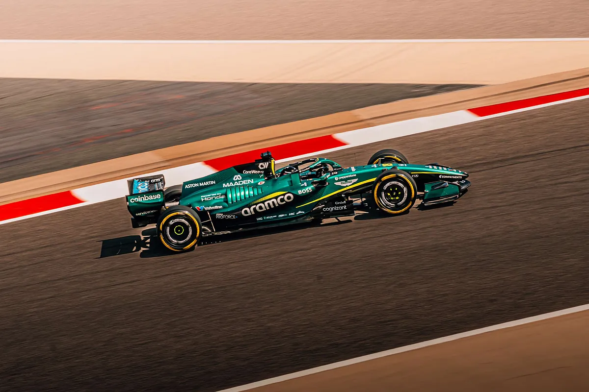 Los malos presagios de Aston Martin: 600 vueltas menos que Ferrari y 4,49 segundos más lento que Mercedes