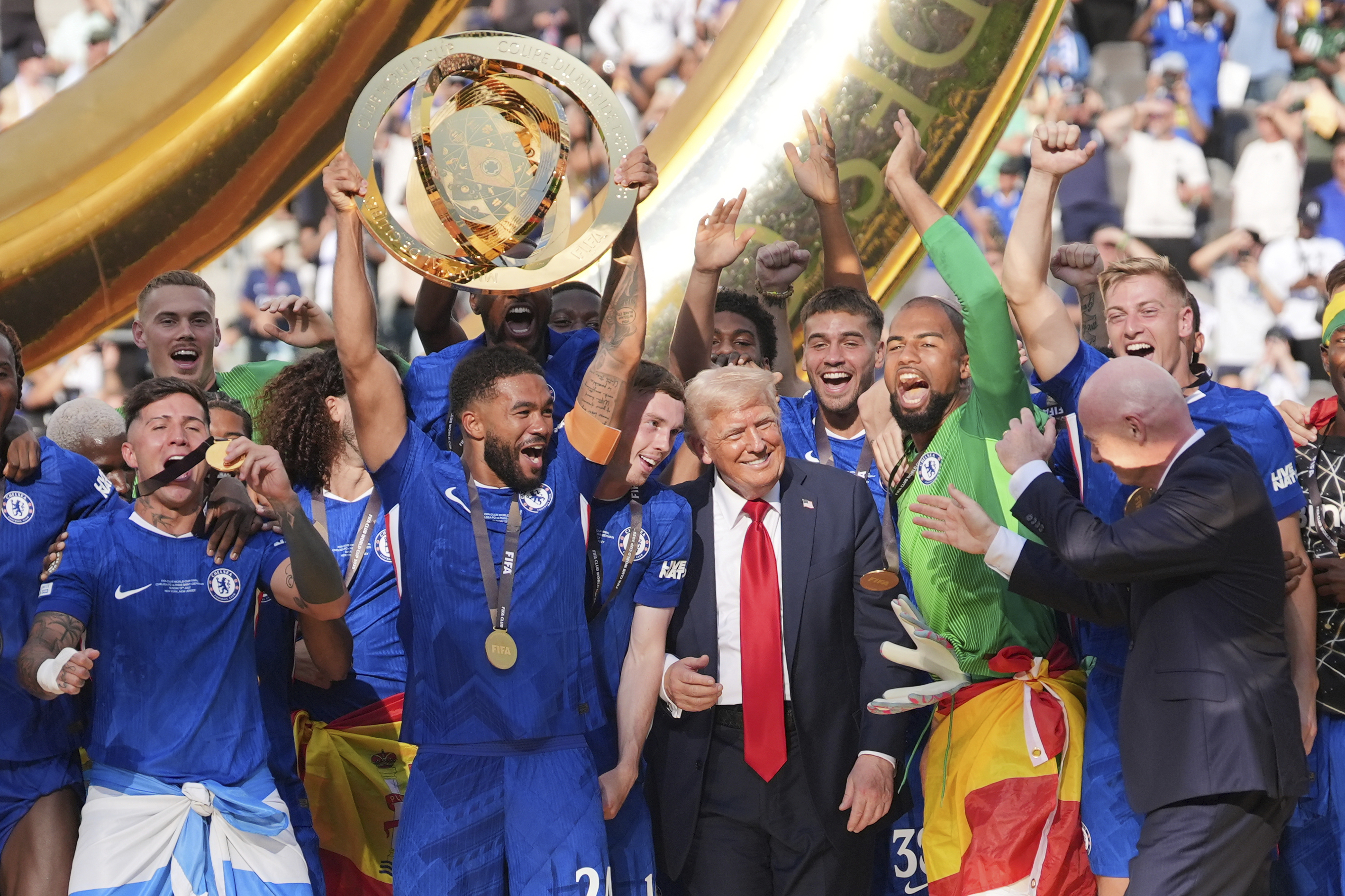 Trump, en la celebración del Chelsea en el Mundial de clubes.