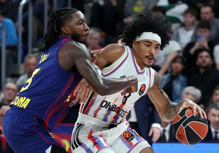 Un Barça diezmado se queda sin gasolina en el Palau