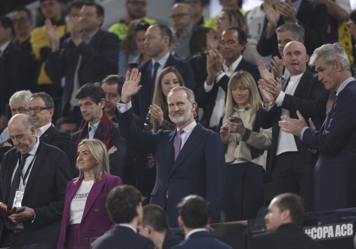 Un Baskonia heroico sorprende al Real Madrid y conquista una Copa contra todo pronóstico