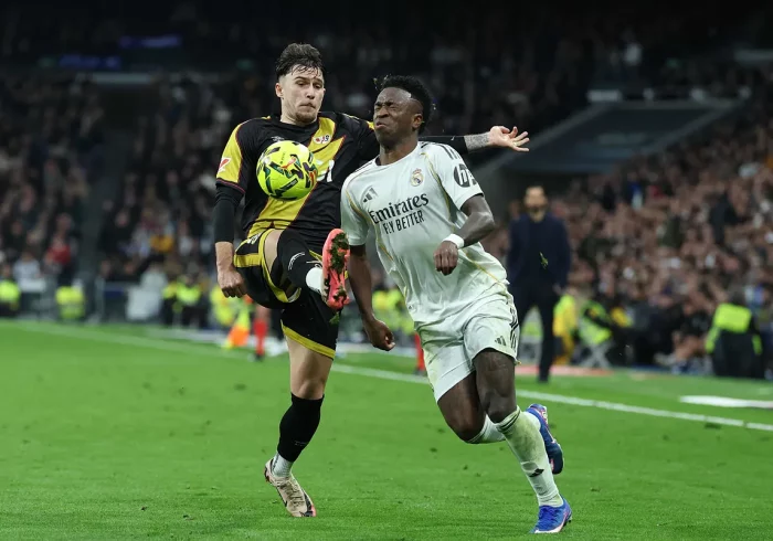 Un Rayo casi parte al Madrid