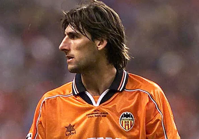 Angulo dejar de ser el entrenador del VCF-Mestalla tras cinco temporadas