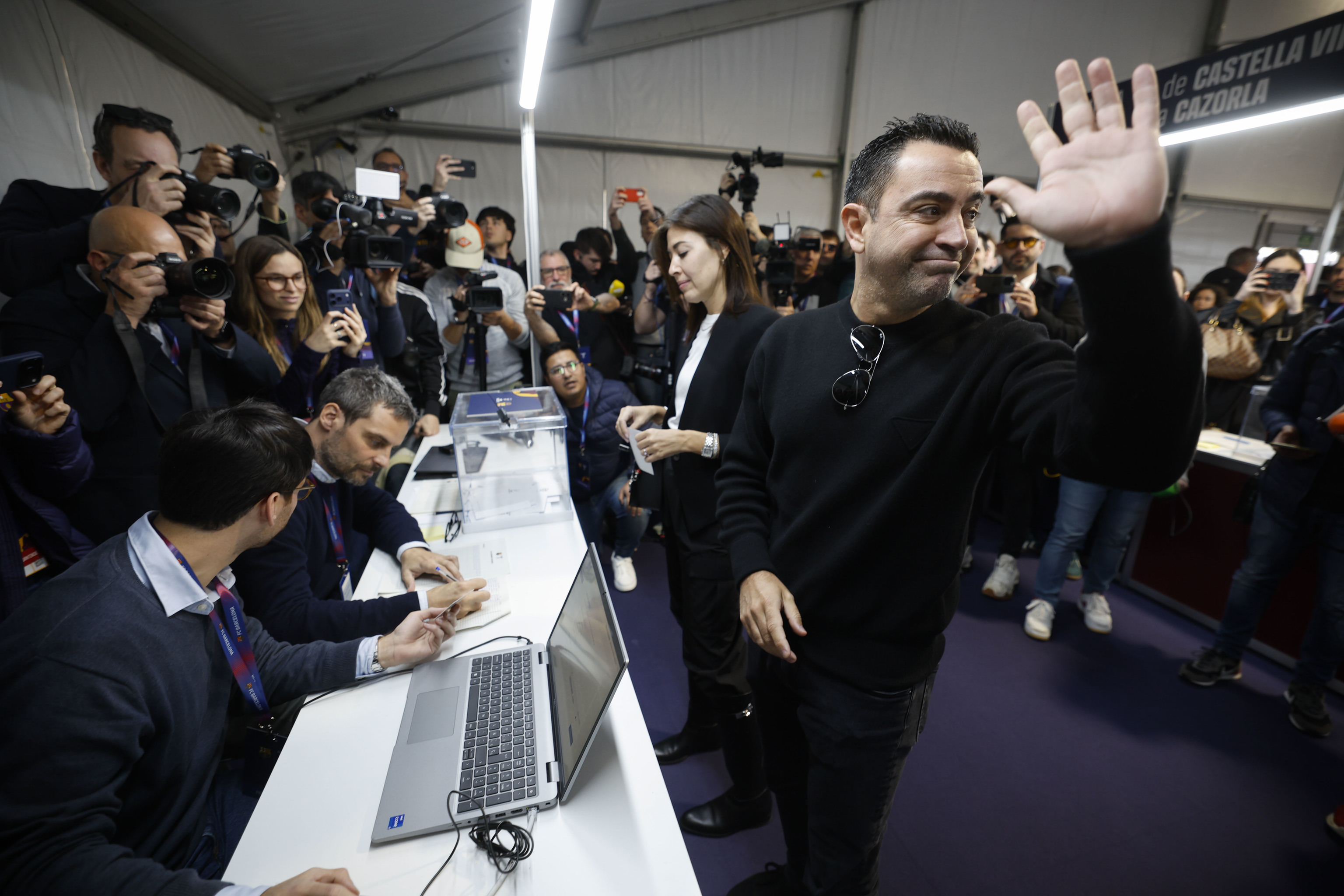 Xavi, tras votar en las elecciones.
