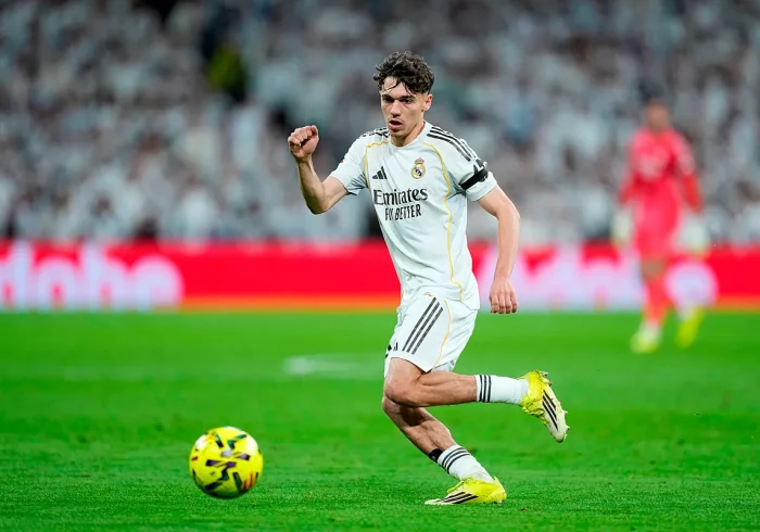 La explosión del "bicho" Thiago Pitarch en 12 meses: una conexión con Arbeloa y dos amistosos secretos en Valdebebas