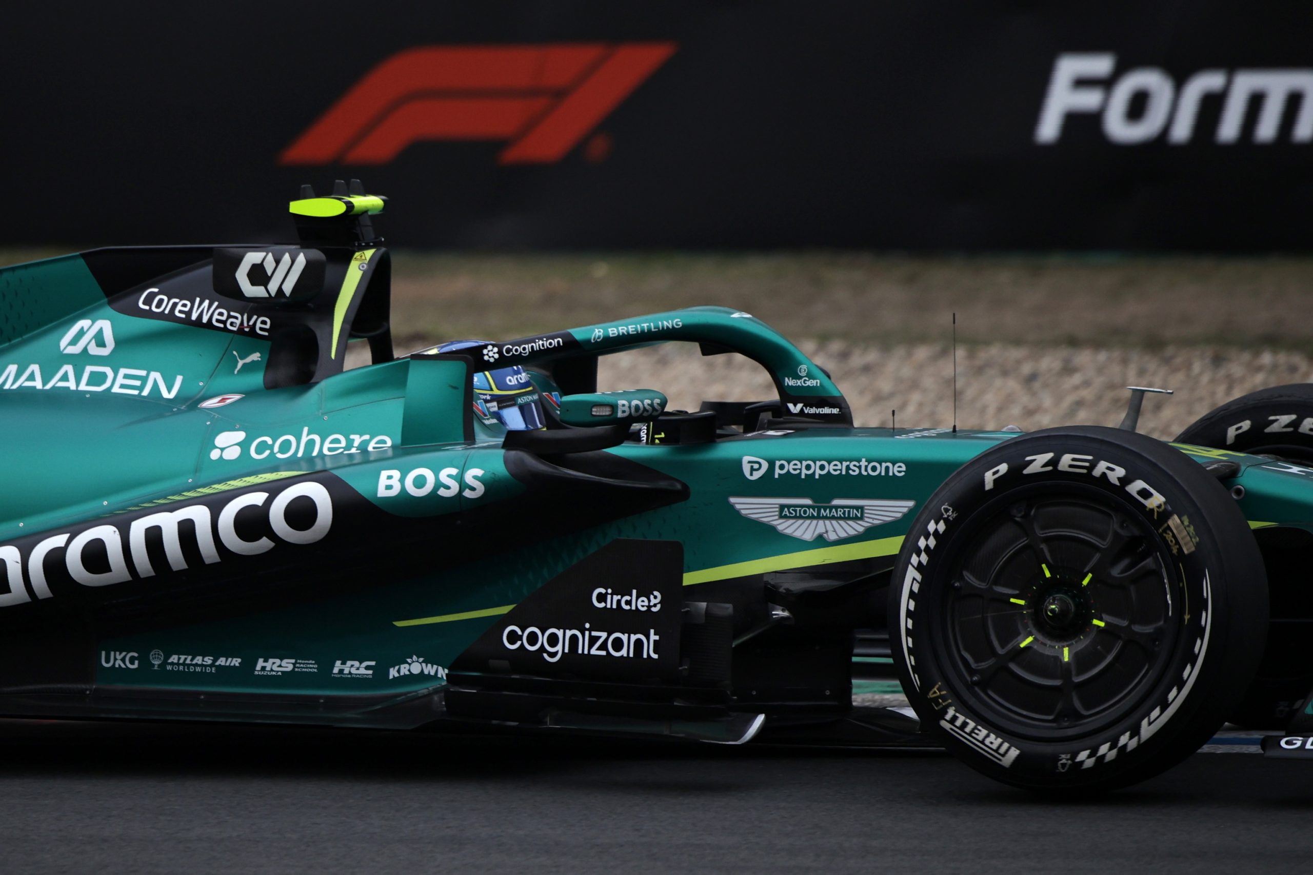 Los puntos sin celebración de Sainz y el sufrimiento de Alonso: "No sentía las manos y los pies"