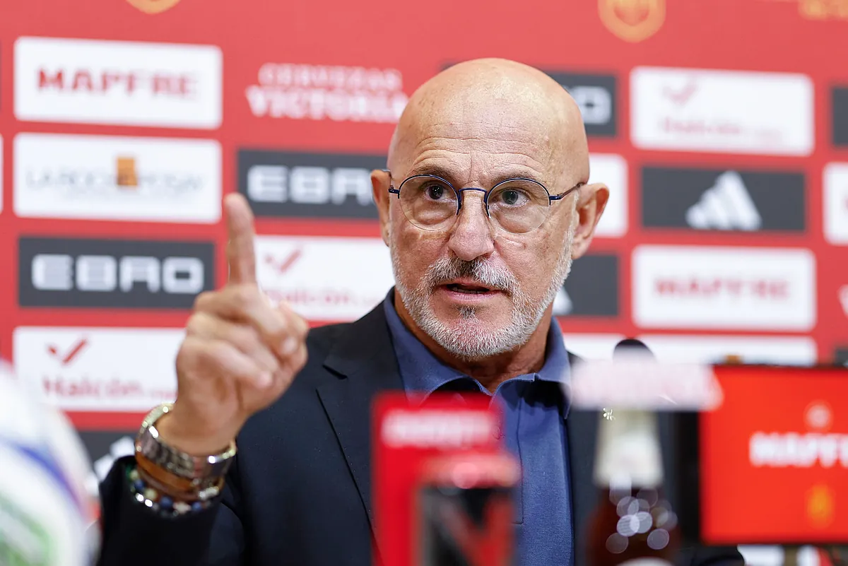 Luis de la Fuente aprovecha las bajas y revoluciona la lista de España: Joan García, Víctor Muñoz, Barrenetxea, Soler...