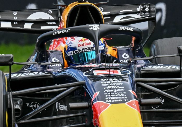 Mercedes confirma su superioridad con un doblete en la nueva Fórmula 1 de los raros adelantamientos