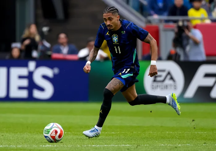 Raphinha desata las alarmas en el Barça: podría tener una lesión muscular