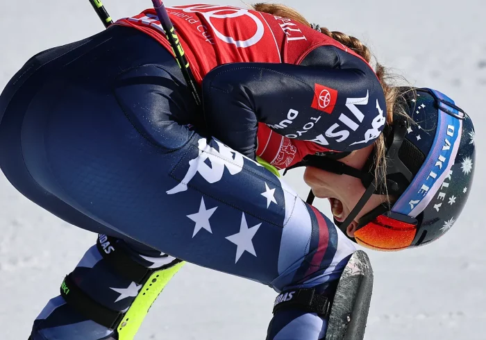 Shiffrin resiste a Aicher y gana el eslalon de Are, su 109º triunfo en la Copa del Mundo
