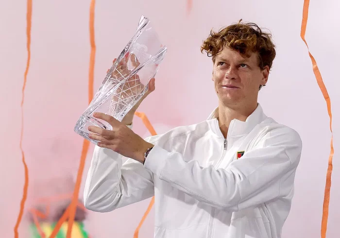 Sinner completa en Miami el 'Sunshine Double' y relanza la pelea por el número 1 con Alcaraz