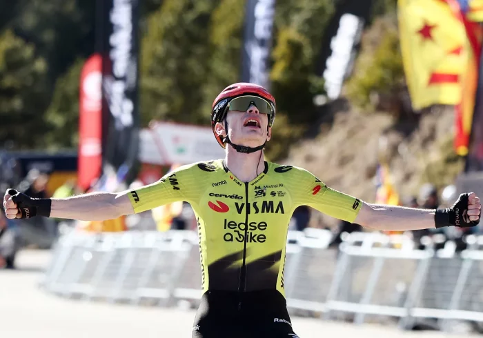 Vingegaard rompe a Evenepoel y dinamita la Volta a Catalunya