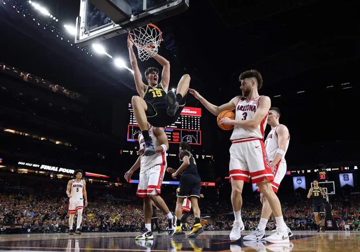 Aday Mara se doctora y mete a Michigan en la final del 'March Madness' contra UConn