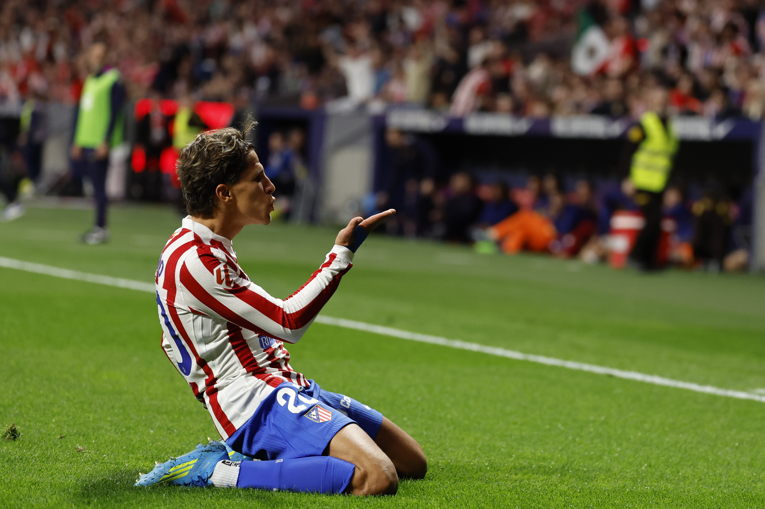 Giuliano, tras el primer tanto.