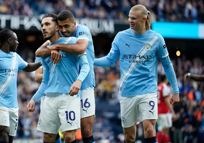 El Manchester City vence al Arsenal y pone la Premier patas arriba