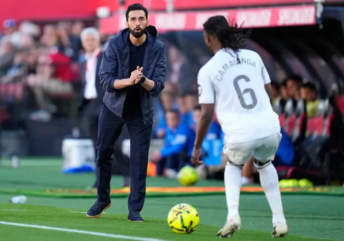 La cara de Militao, la cruz de Camavinga y la "culpa" (otra vez) de Arbeloa: "La derrota es toda mía"