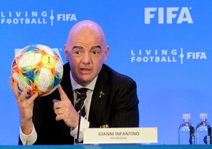 La FIFA pondrá a la venta más entradas del Mundial tras añadir categorías más caras