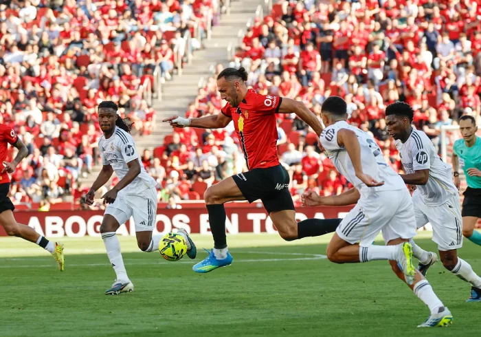 Muriqi noquea al Madrid en la pelea por la Liga