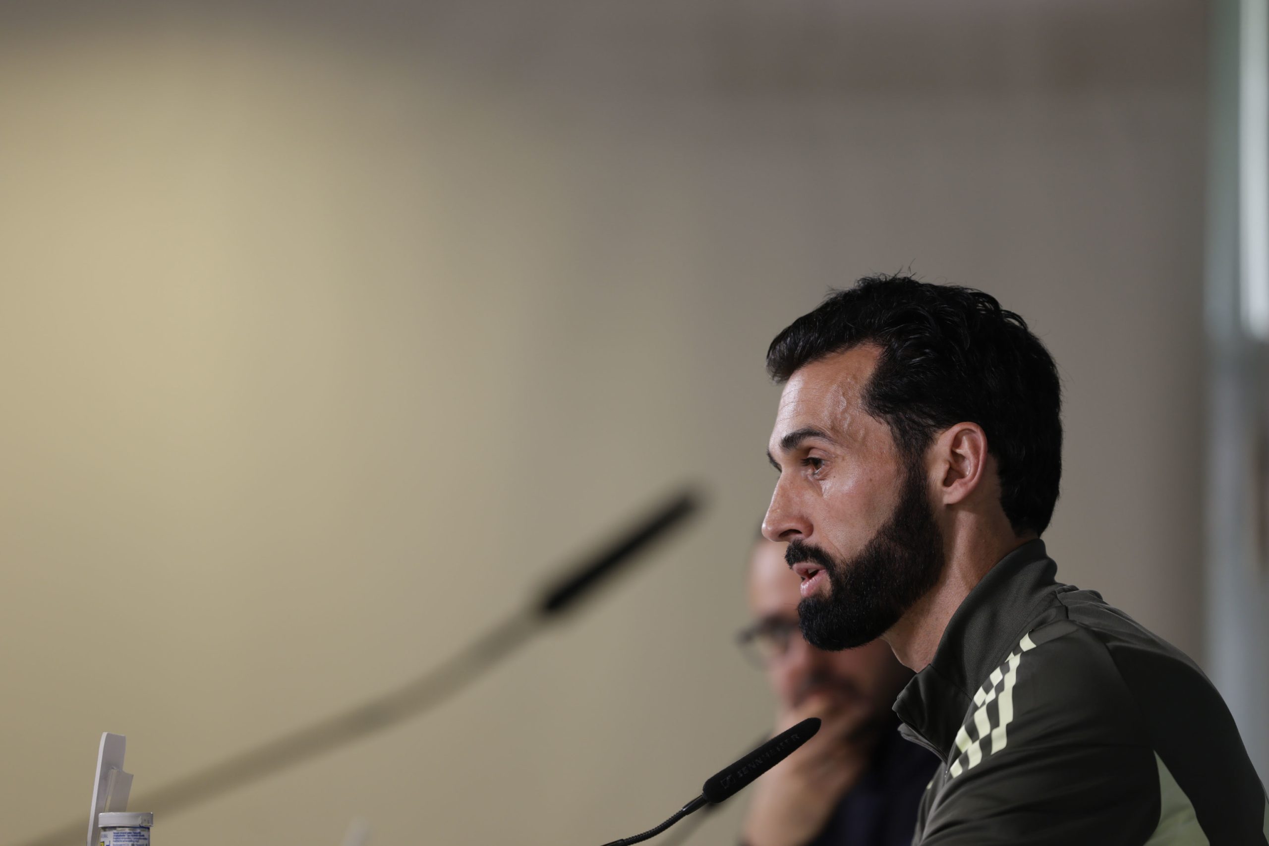 Revolución 'central' en el Madrid: "sí' a Rüdiger, "no" a Alaba, duda con Asencio, negociación con Schlotterbeck y un ojo a Jacobo Ramón y Jon Martín