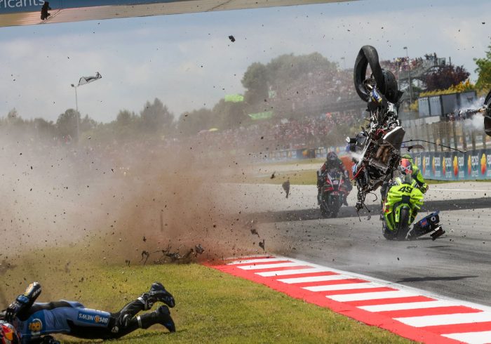Álex Márquez reaparece tras su grave accidente de moto: "Todo controlado. Toca pasar por quirófano"