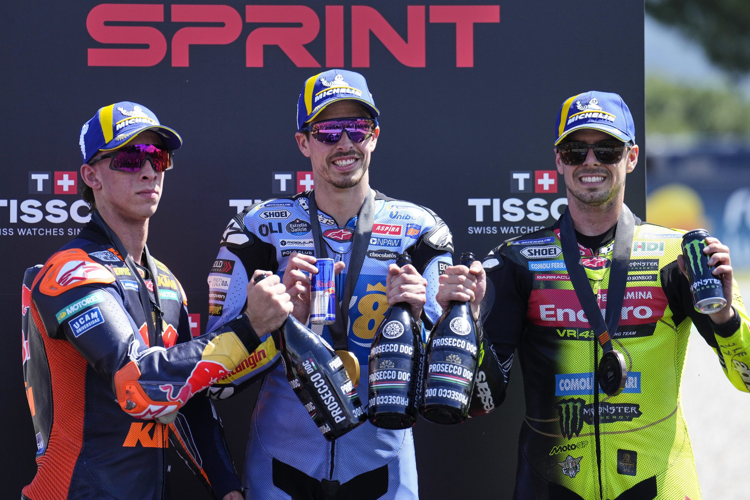 Álex Márquez se lleva la 'sprint race' de Montmeló