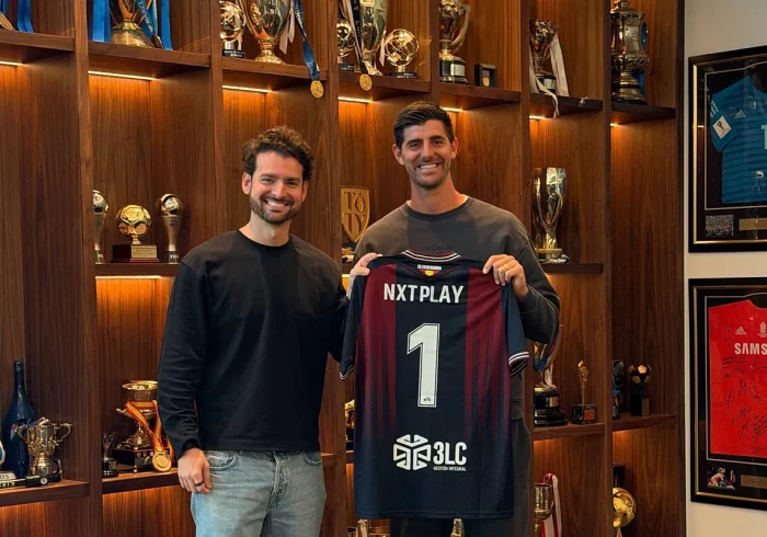 Courtois, nuevo copropietario del Extremadura, que acaba de ascender a Primera RFEF