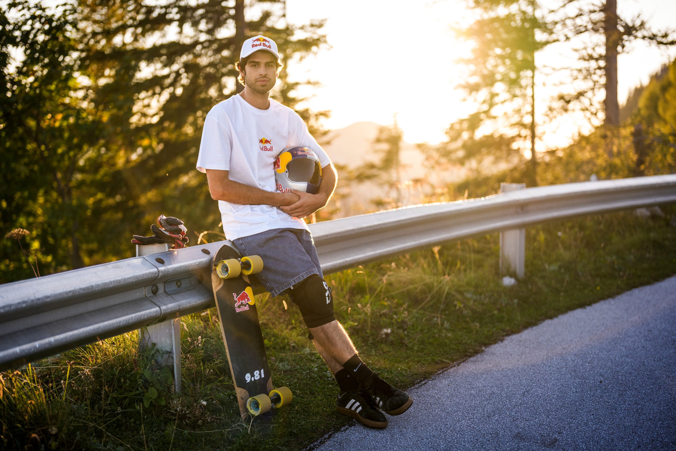 Diego Poncelet, montaña abajo con un skate a más de 130 kilómetros por hora: "Es como una meditación profunda"