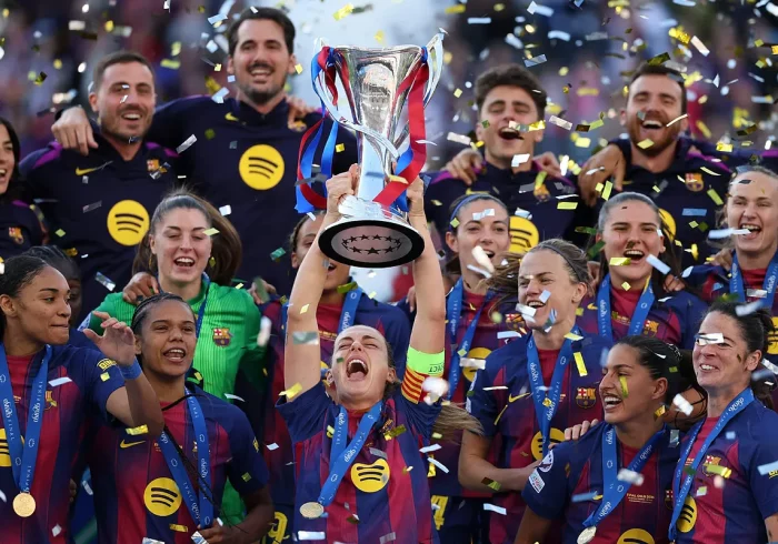 El Barcelona arrolla al Lyon, gana su cuarta Copa de Europa y sella un curso 'cum laude'