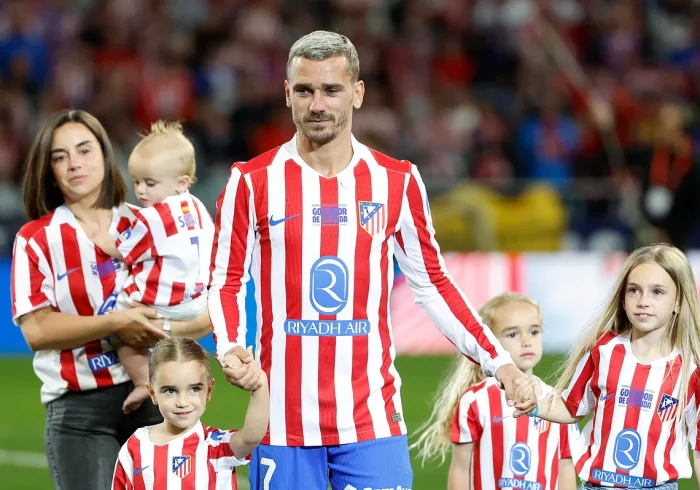 El Metropolitano llora a Griezmann en su despedida: "Tenía un discurso preparado, pero se fue a la mierda"