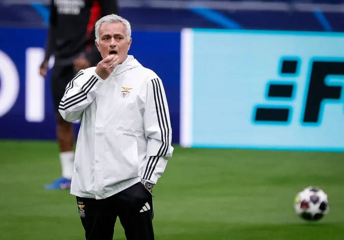 El Real Madrid mira a Mourinho como solución a sus problemas