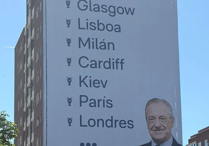 Florentino Pérez ya es candidato oficial a la presidencia del Real Madrid y cuelga una lona con 'sus' Champions cerca del Bernabéu
