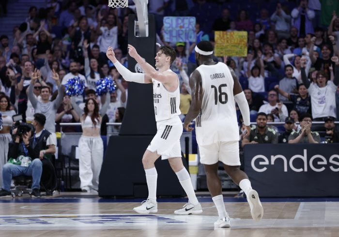 Hezonja pasa del cielo al infierno y el Madrid no remata al Hapoel