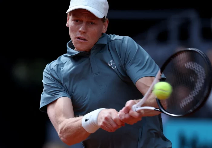 Sinner arrolla a un pusilánime Zverev y se convierte en Madrid en el primer jugador que encadena cinco Masters 1000 consecutivos