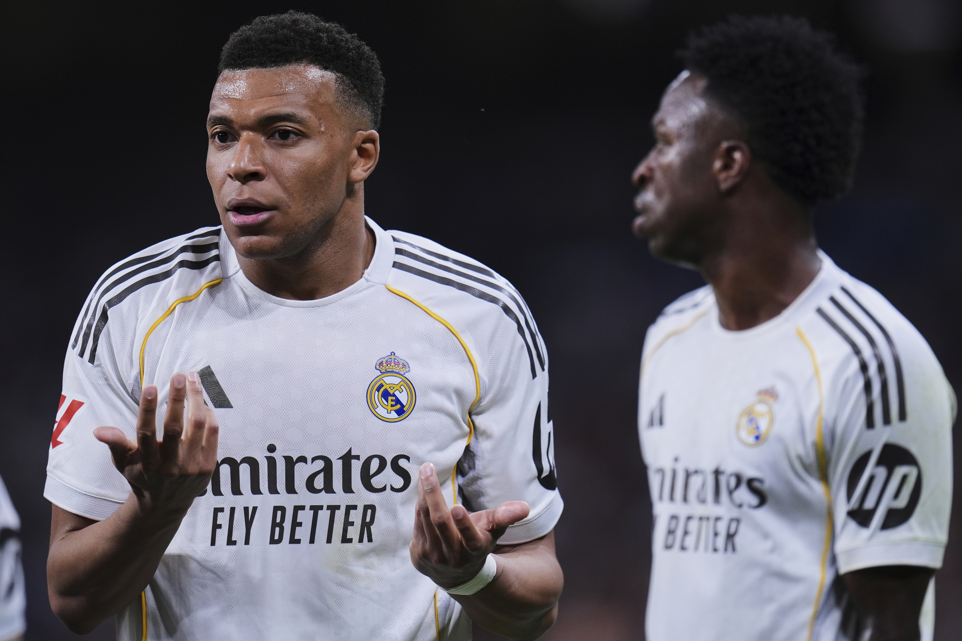 Los protagonistas, en un partido del Real Madrid.
