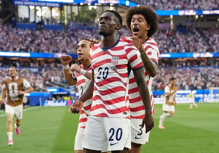 EEUU apabulla a Paraguay en un estreno sin Trump en el palco