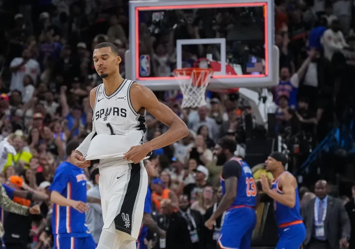 Los Knicks ponen frente al abismo a los Spurs de Wembanyama en las Finales