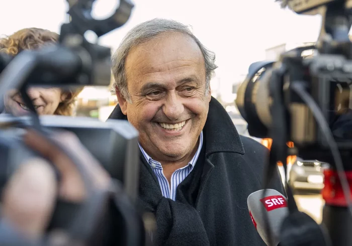 Platini demanda a Infantino, presidente de la FIFA, por tráfico de influencias y calumnias