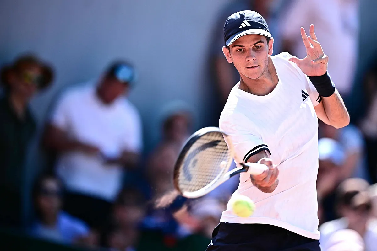 Rafa Jódar se retira de Queen's por problemas abdominales y se reserva para Wimbledon