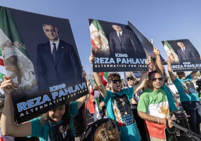 "Son terroristas jugando al fútbol": Irán y Nueva Zelanda empatan en el partido más político del Mundial